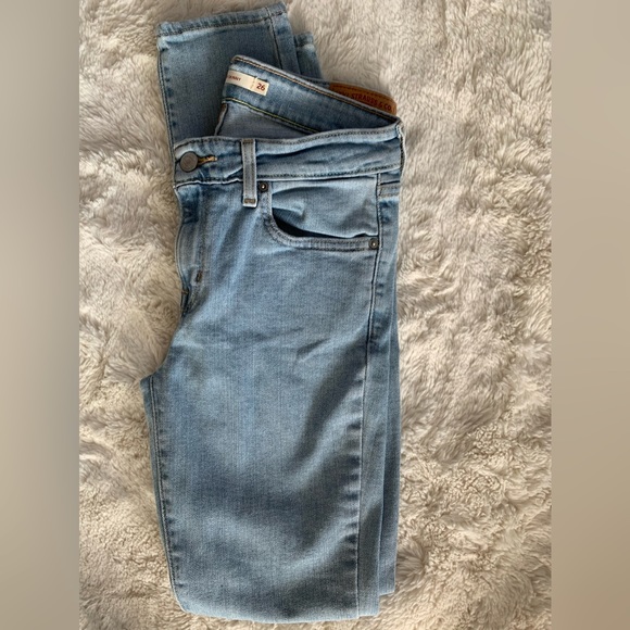 LEVI 710 | mid-rise | super skinny stretch | Ontario spring light wash | 26x28 - Picture 8 of 10